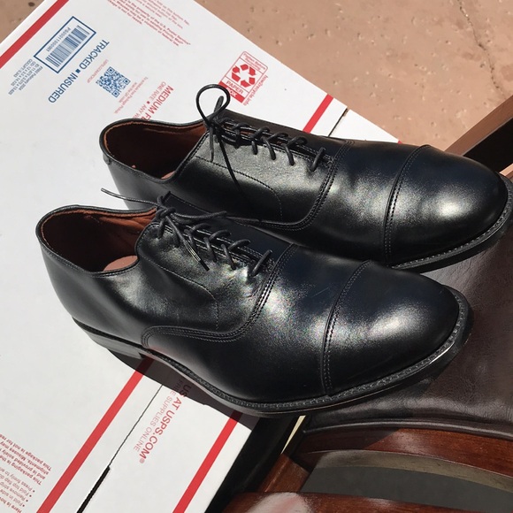 Allen Edmonds newer conditions 13/3E wide - Picture 6 of 15